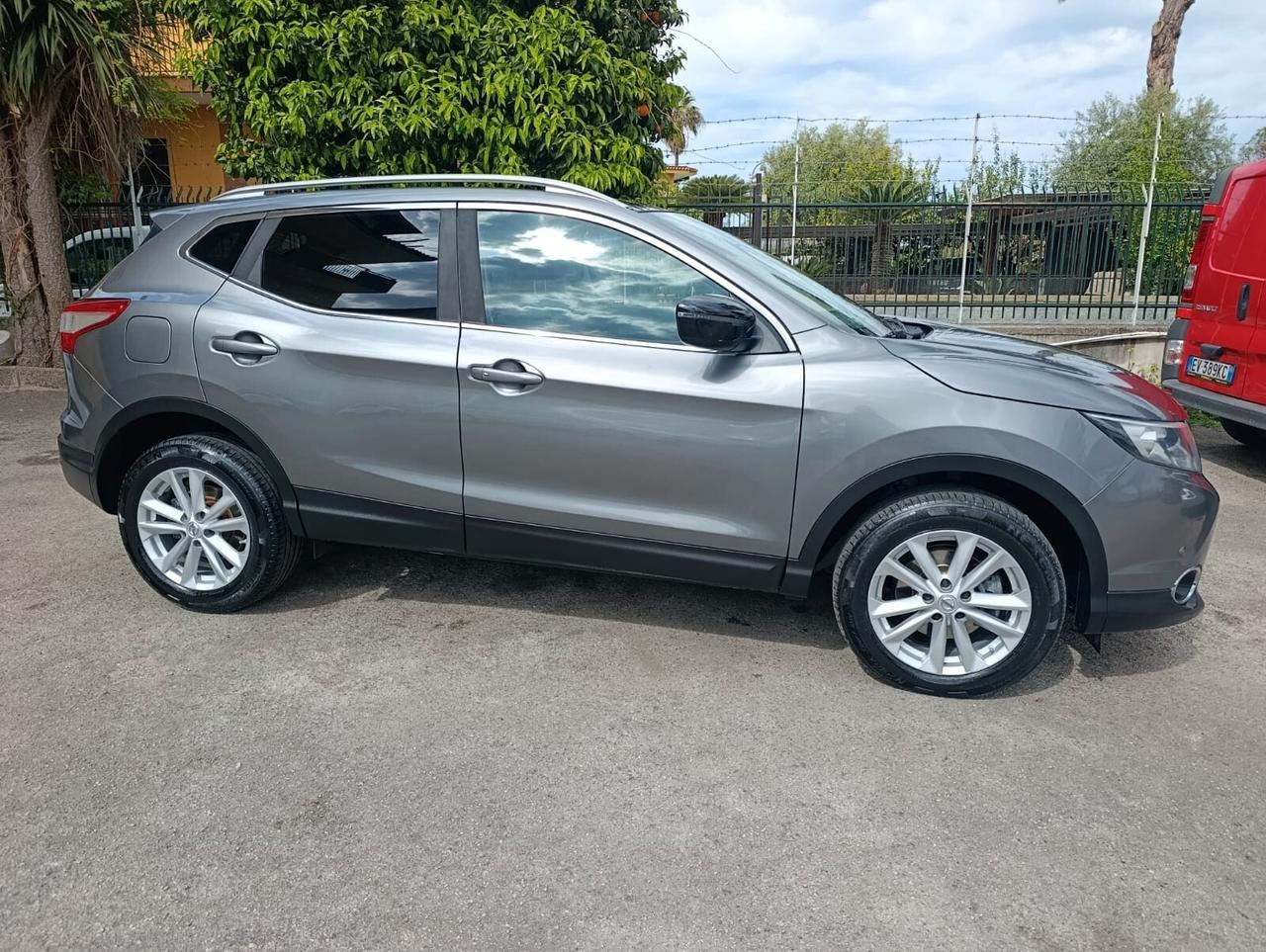 Nissan Qashqai 1.6 dCi x-tronic black edition 2017