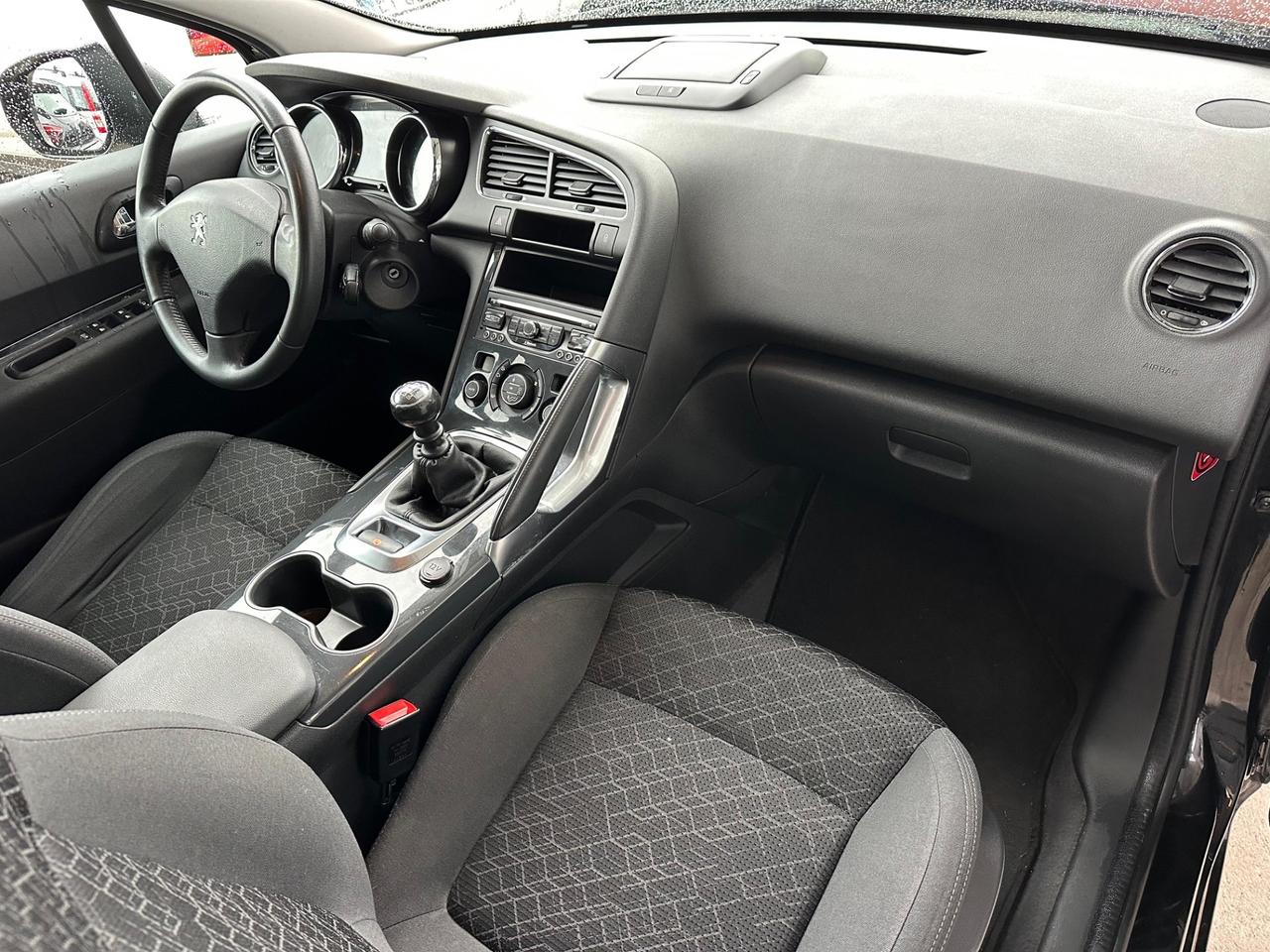 Peugeot 3008 BlueHDi 120 EAT6 S&S Allure