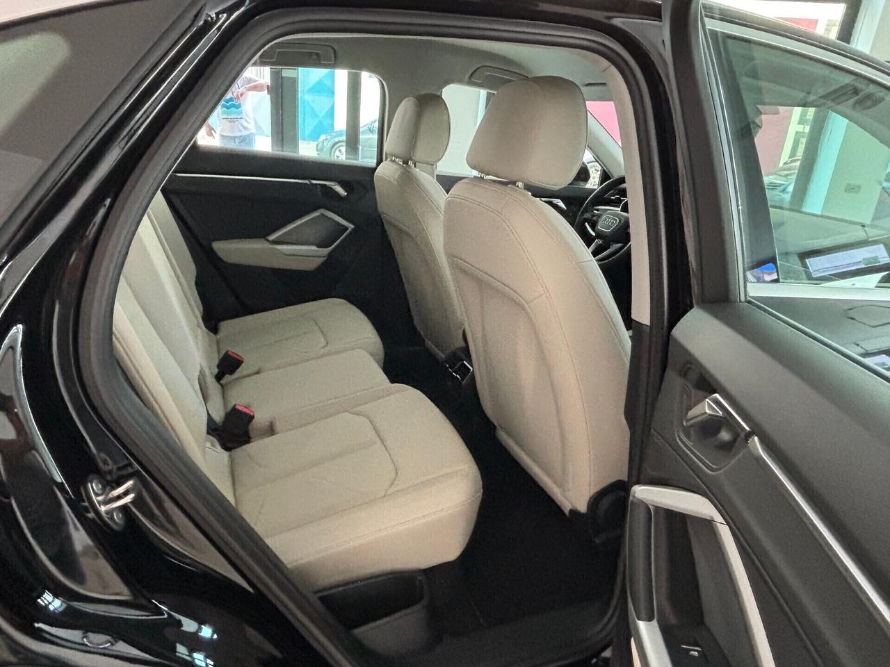 Audi Q3 SPB 35 TDI S tronic Business Plus 2021