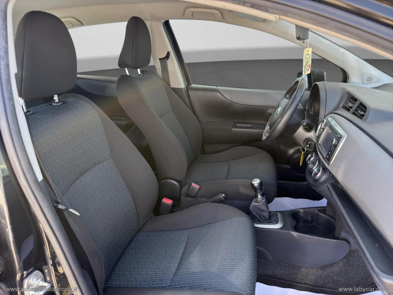 TOYOTA Yaris 1.0 5p. Lounge SOLI 138.000 KM !!!