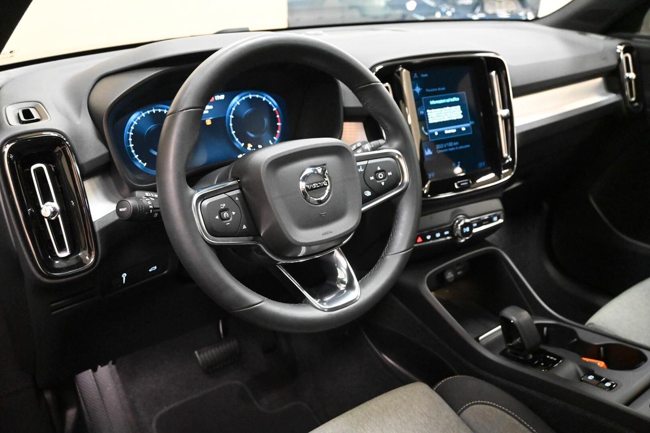 VOLVO XC40 (2017-->) XC40 T2 automatico Core