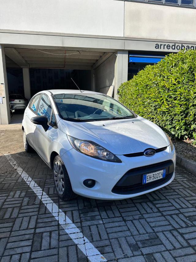 FORD Fiesta 1.4 5 porte Bz.- GPL Titanium