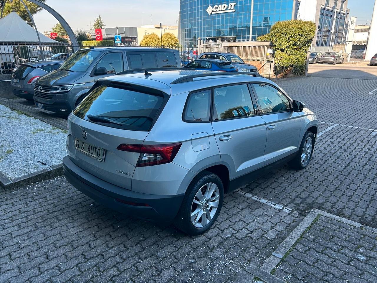 Skoda Karoq 1.6 tdi scr Executive dsg GRANDINATA