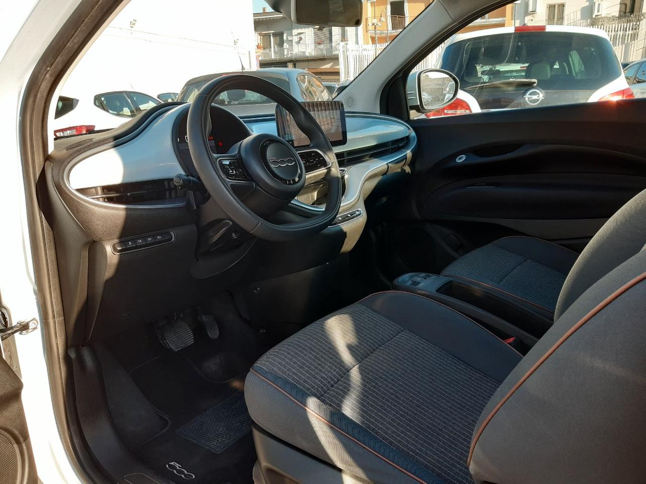 Fiat 500e 42 kWh La Prima
