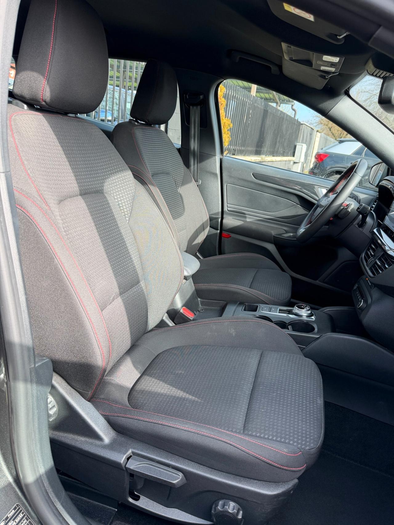 Ford Focus 1.5 EcoBlue 115 CV automatico SW ST-Line Design