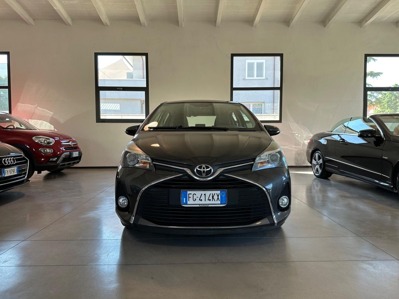 Toyota Yaris 1.0 5 porte Lounge