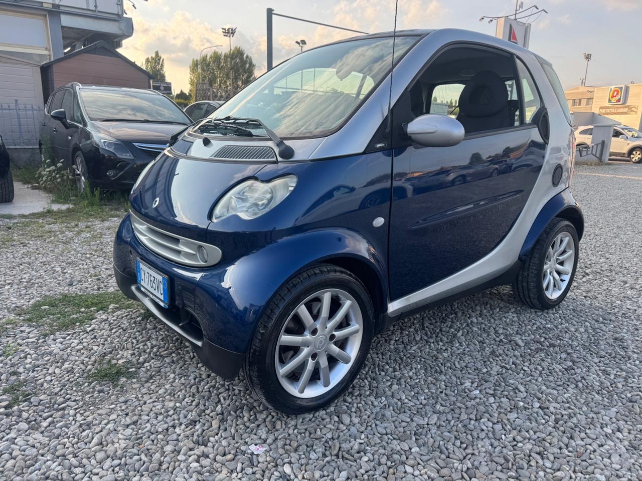 Smart ForTwo 700 coupé pure (45 kW)
