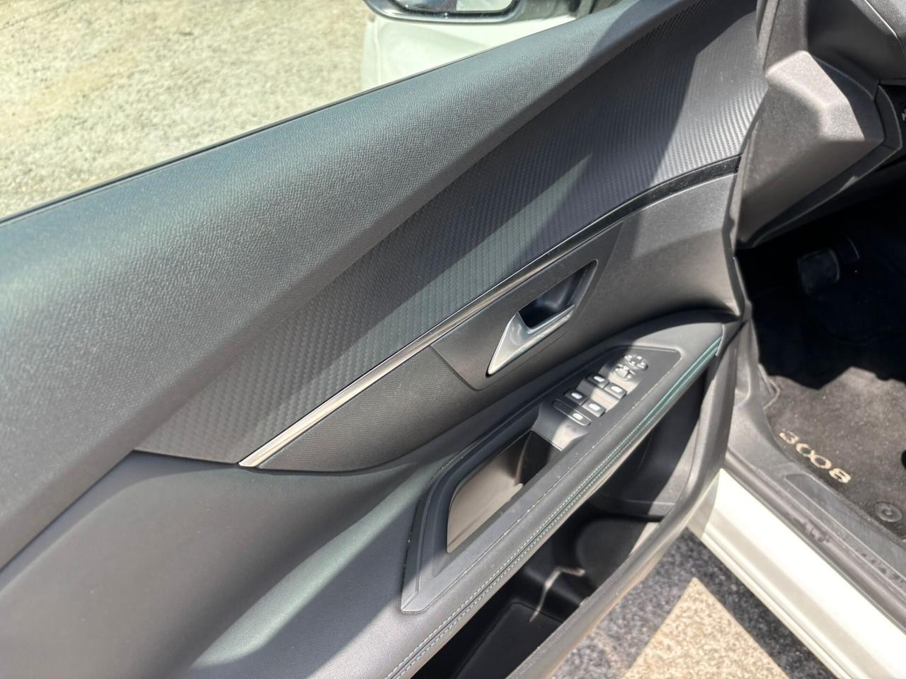 Peugeot 3008 BlueHDi 130 S&S EAT8 Allure Pack