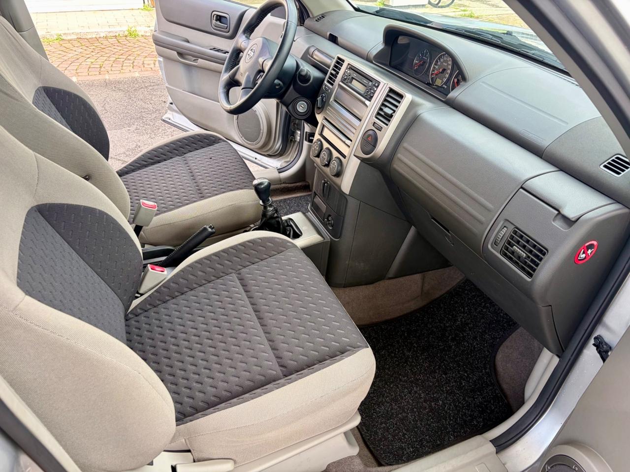 Nissan X-Trail 2.2 dCi Elegance Columbia UNICOPROPRIETARIO