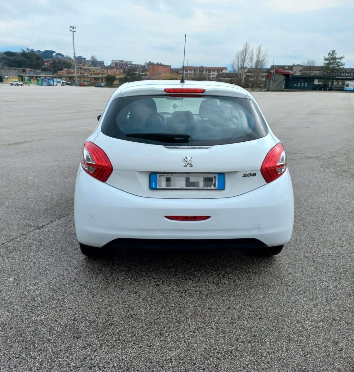 Peugeot 208 1.4 VTi GPL CASA MADRE