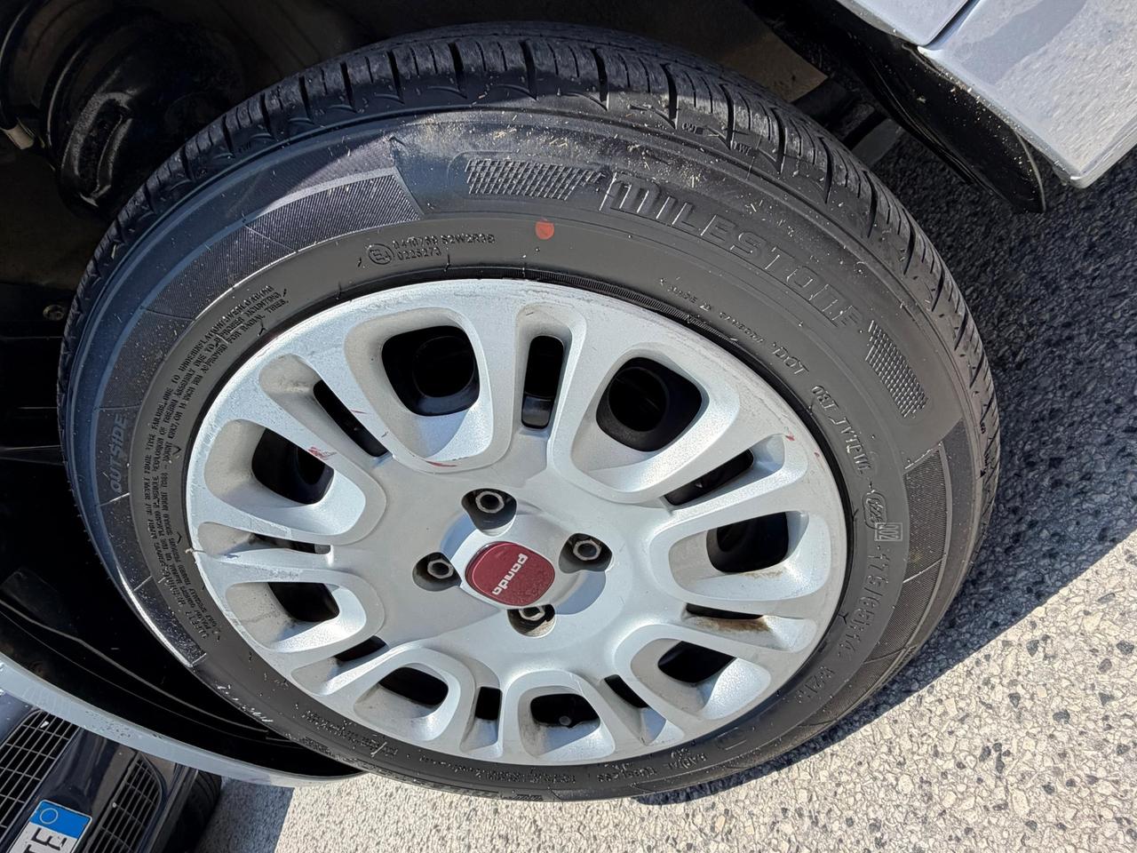 fiat panda benzina bella a dir poco full optional