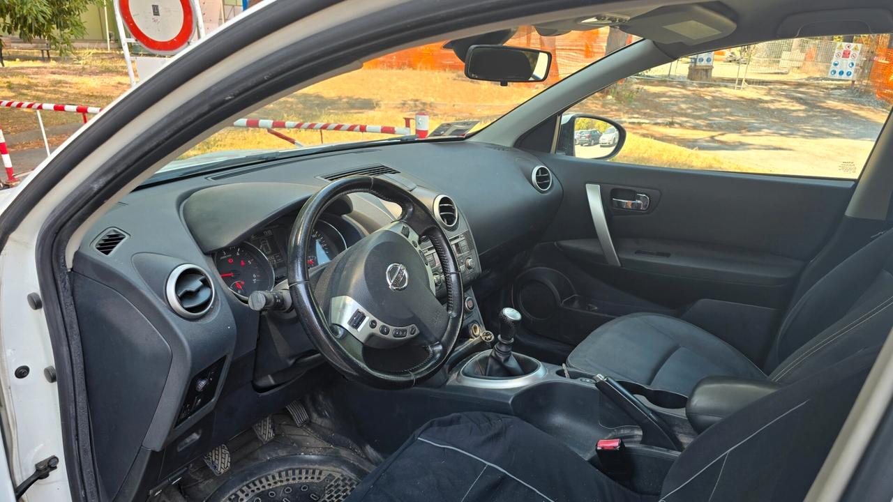 Nissan Qashqai 1.5 dCi DPF Tekna