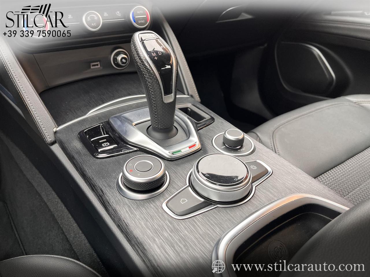 Alfa Romeo Stelvio 2.2 Turbodiesel 190CV AT8 RWD Executive