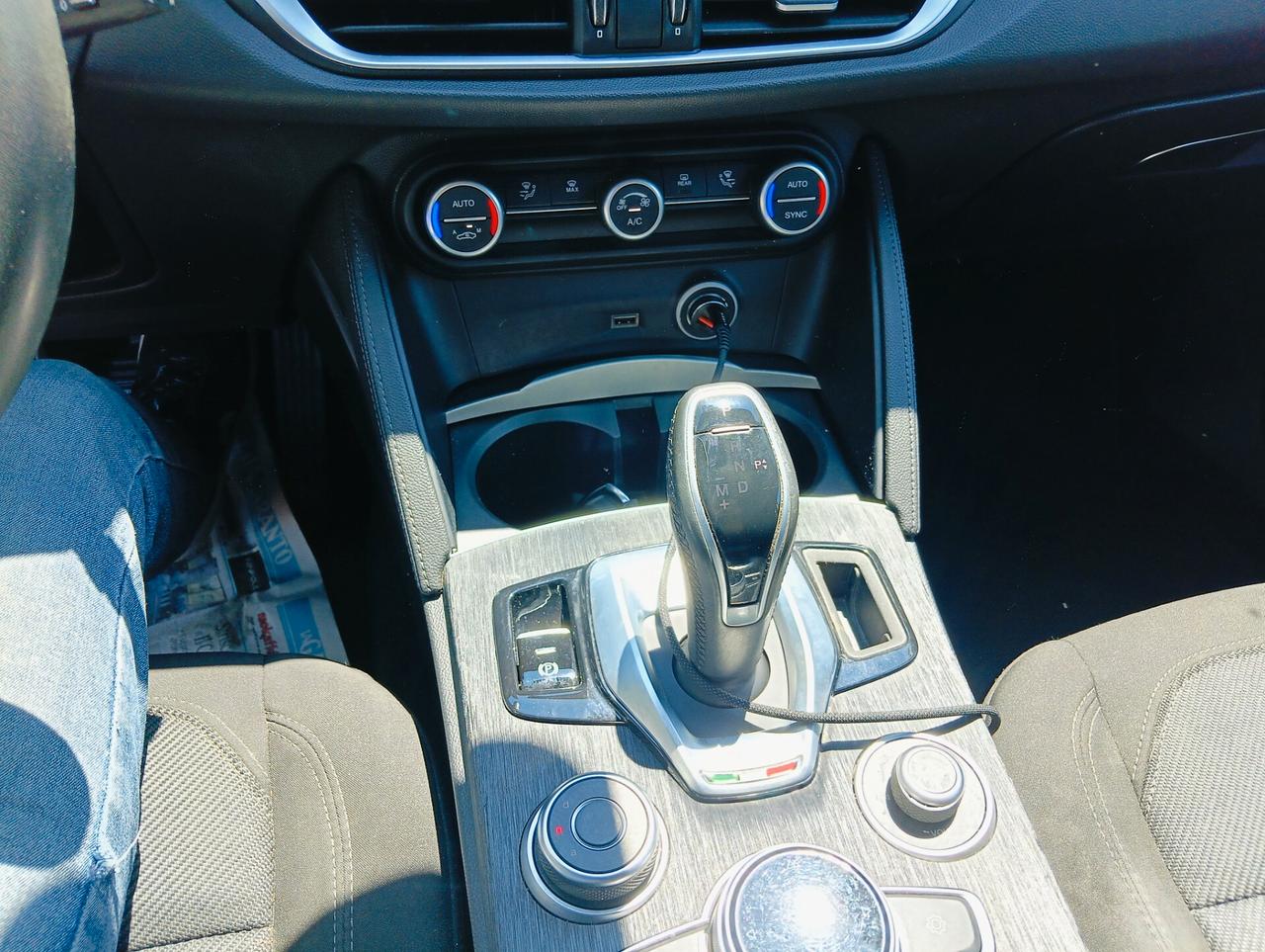Alfa Romeo Stelvio 2.2 Turbodiesel 160 CV AT8 RWD Super Business