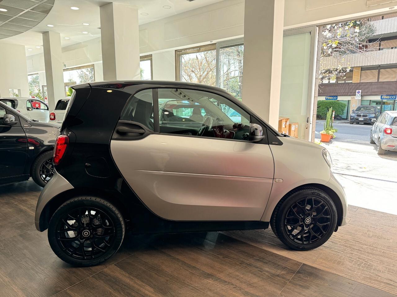 Smart ForTwo 70 1.0 twinamic Superpassion-NAVI-LED-ITALIANA GARANZIA