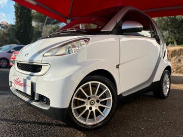 Smart ForTwo 1000 52 kW coupé passion