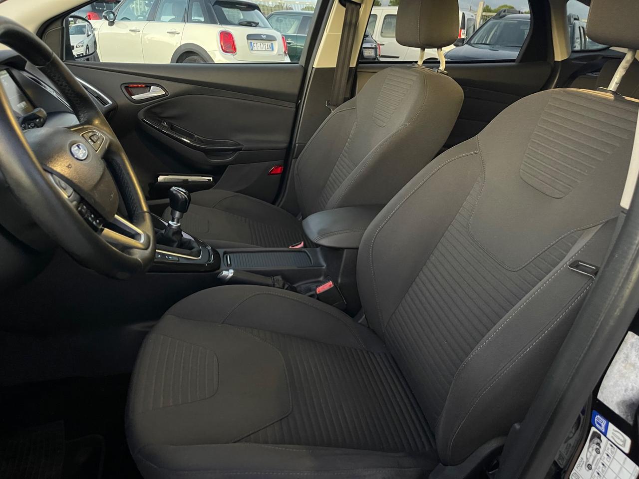 FORD FOCUS 1.0 125CV BERLINA TITANIUM FULL LED