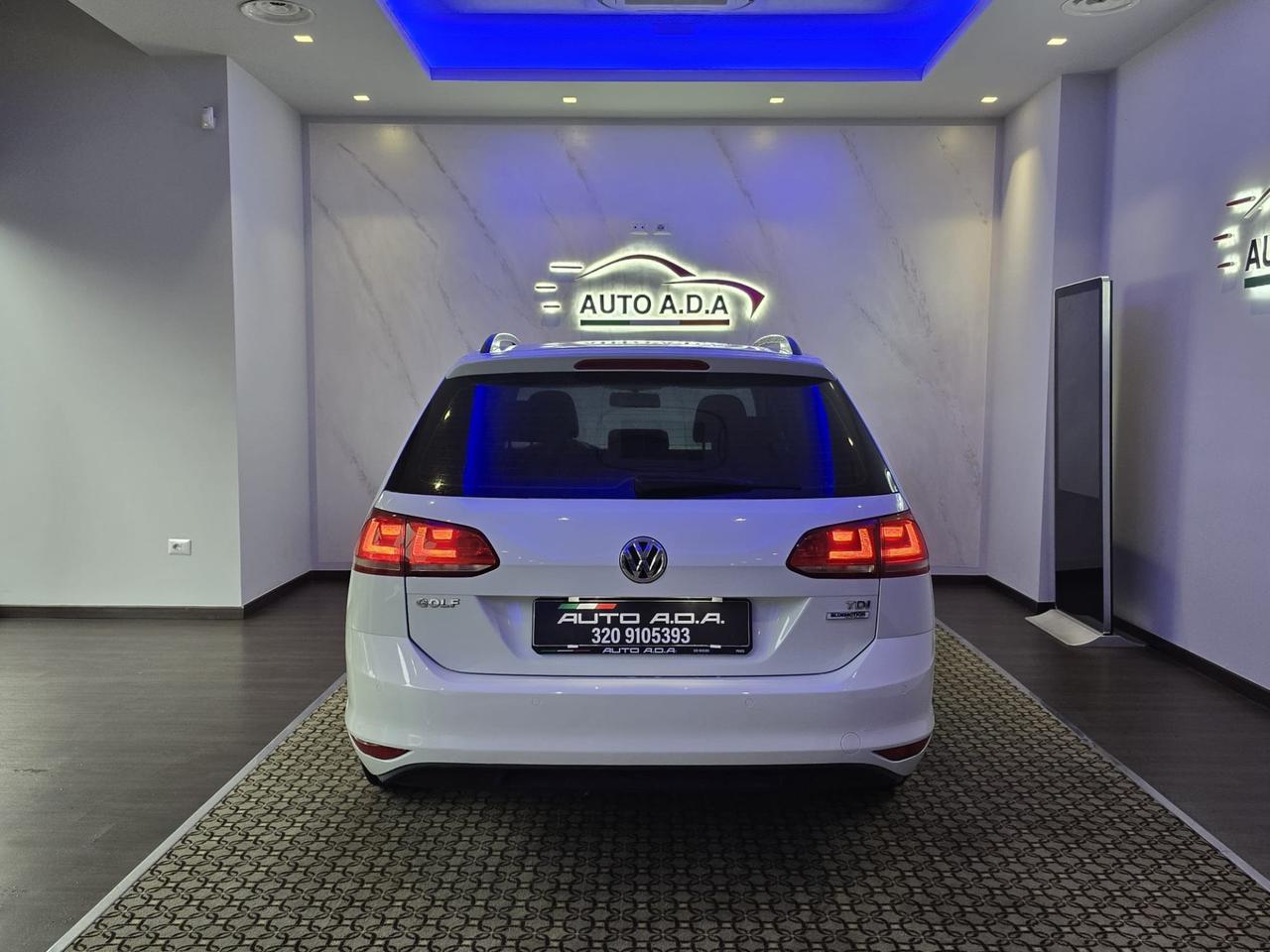 Volkswagen Golf Variant Golf Variant 1.6 TDI 90 CV Trendline BlueMotion Technology per neopatentati