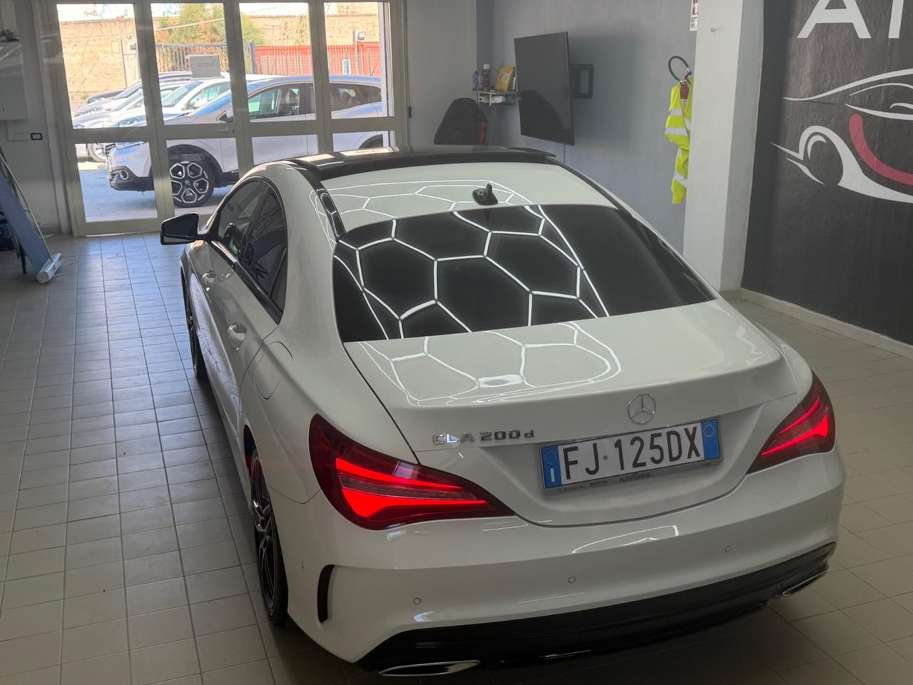 Mercedes-benz CLA 200 d Automatic Premium
