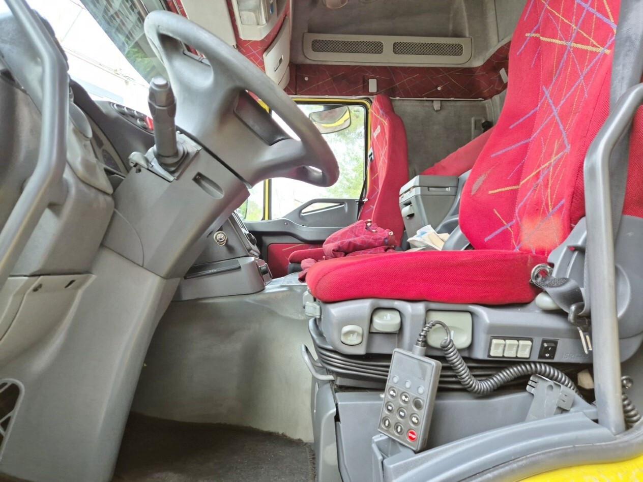 IVECO STRALIS 260S33 centina m 9,60 e sponda caricatrice