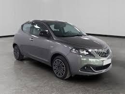 Lancia Ypsilon 1.0 FireFly 5 porte S&S Hybrid Gold