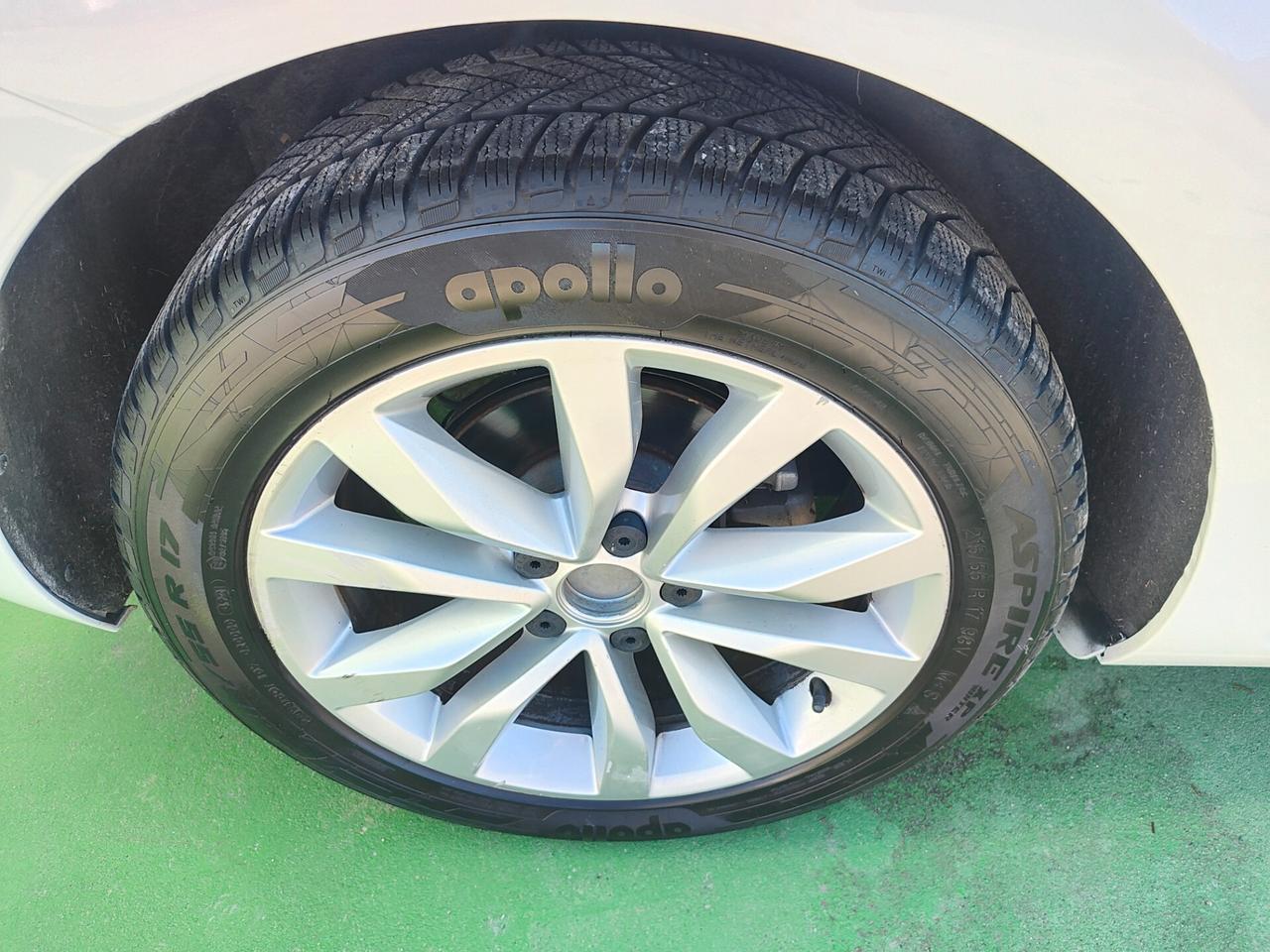 VOLKSWAGHEN MAGGIOLINO