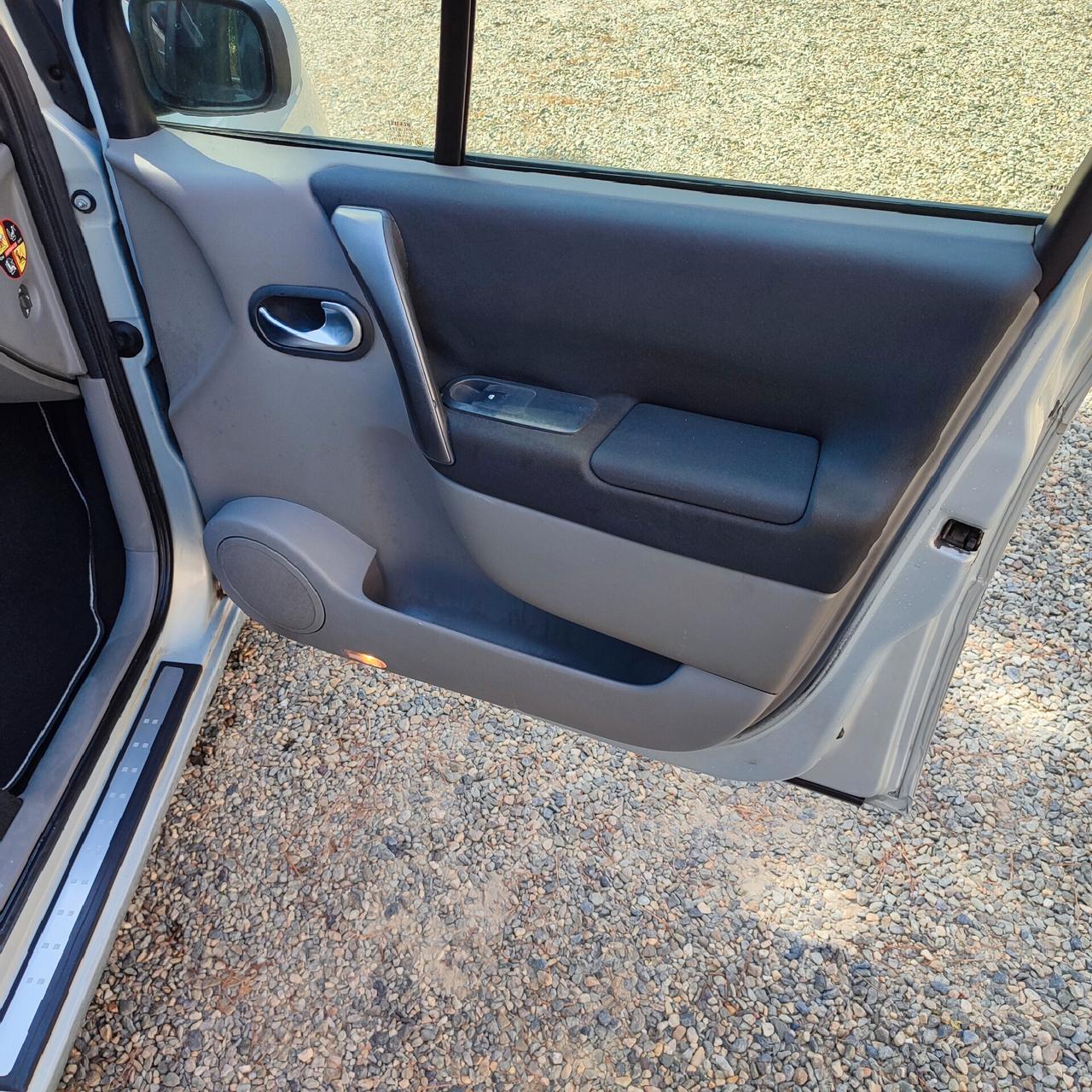 Renault Scenic Scénic 1.6 16V Luxe Dynamique