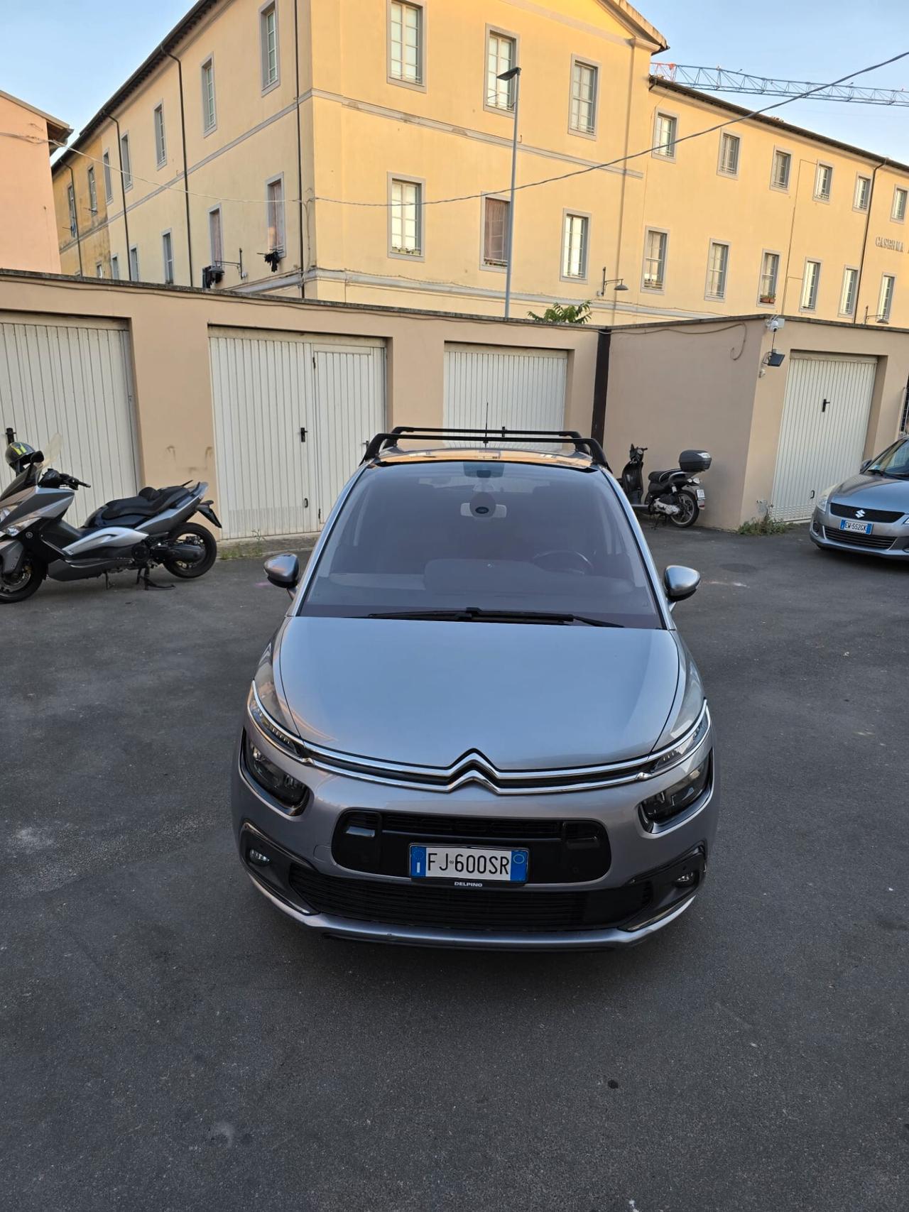 Citroen C4 Picasso BlueHDi 120 S&S Shine possibilita garanzia 12 mesi perfetta