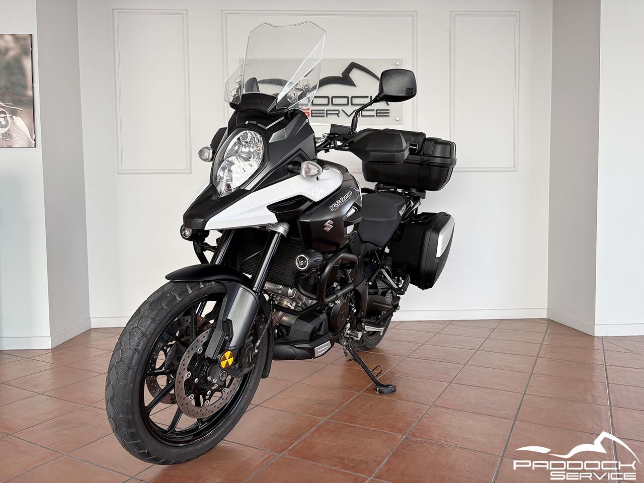 Suzuki V Strom DL 1000 solo 15.000 km ACCESSORIATA