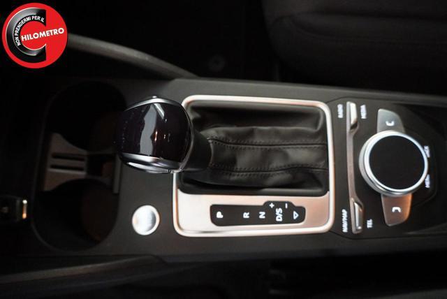 AUDI Q2 35 TDI quattro S tronic Business