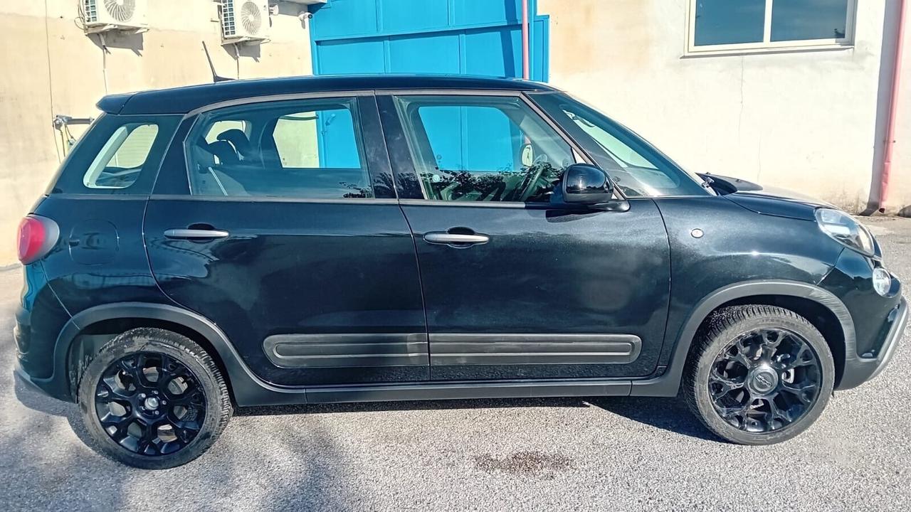 Fiat 500 L-1.3 mjt-95cv-cross -11/2020