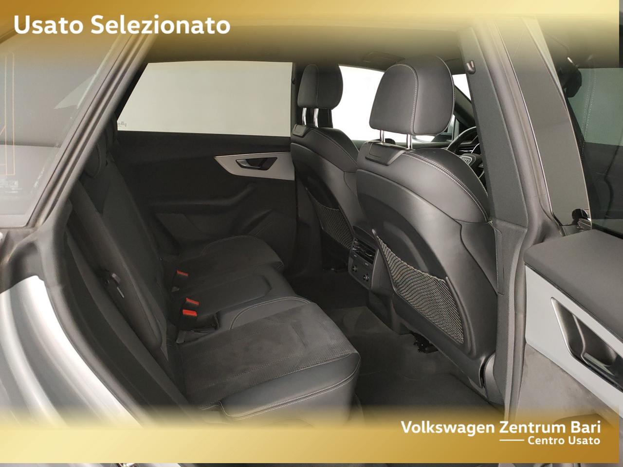 Audi Q8 50 3.0 tdi mhev quattro tiptronic