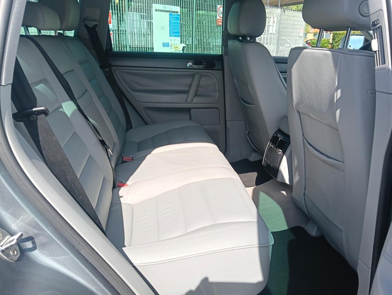 Volkswagen Touareg 2.5 R5 TDI