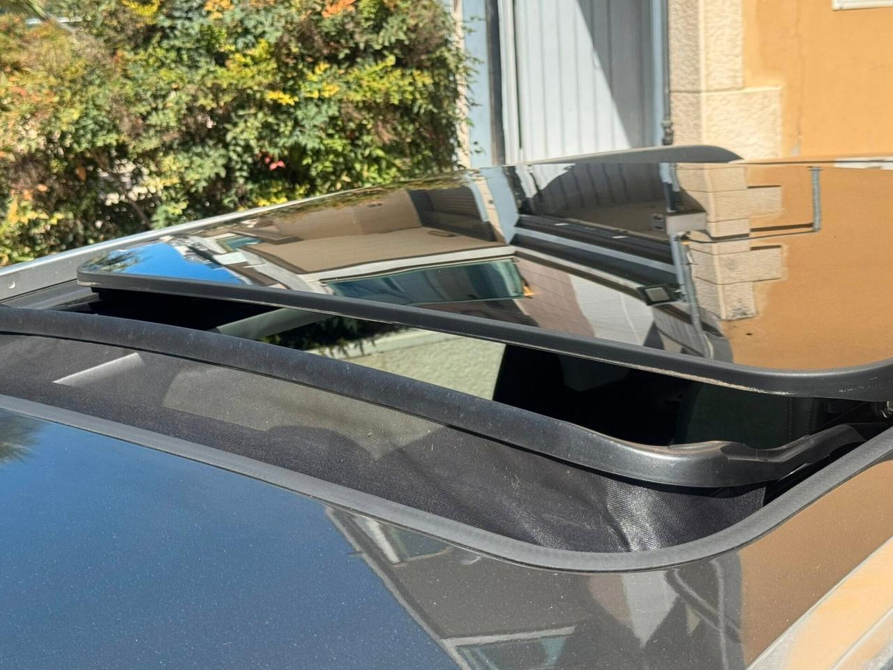 PEUGEOT 3008 1.6 HDI 120 CV. EAT8 TETTO+NAVI+BIXENO