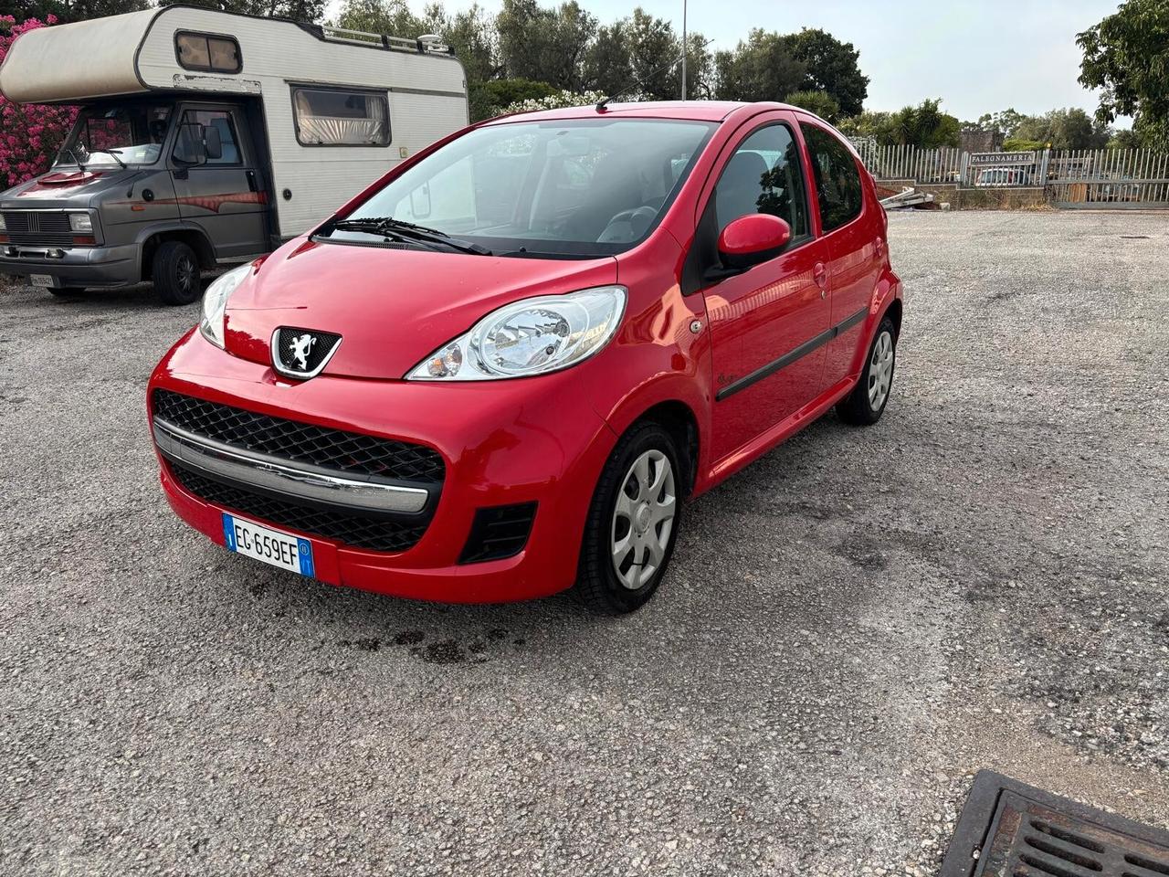 Peugeot 107 1.0 68CV 5p. Sweet Years