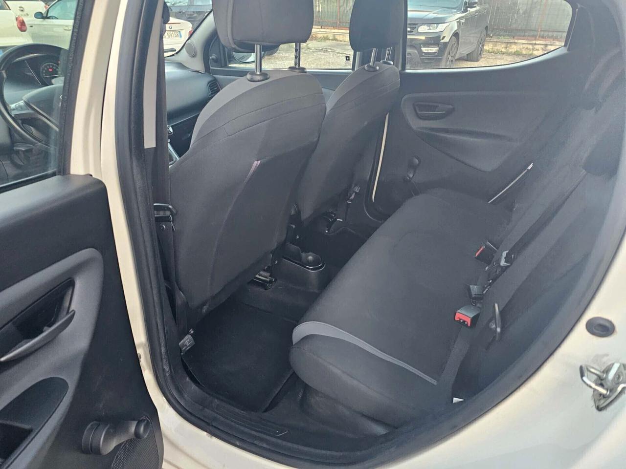 Lancia Ypsilon 1.2 69 CV 5 porte GPL Ecochic Gold