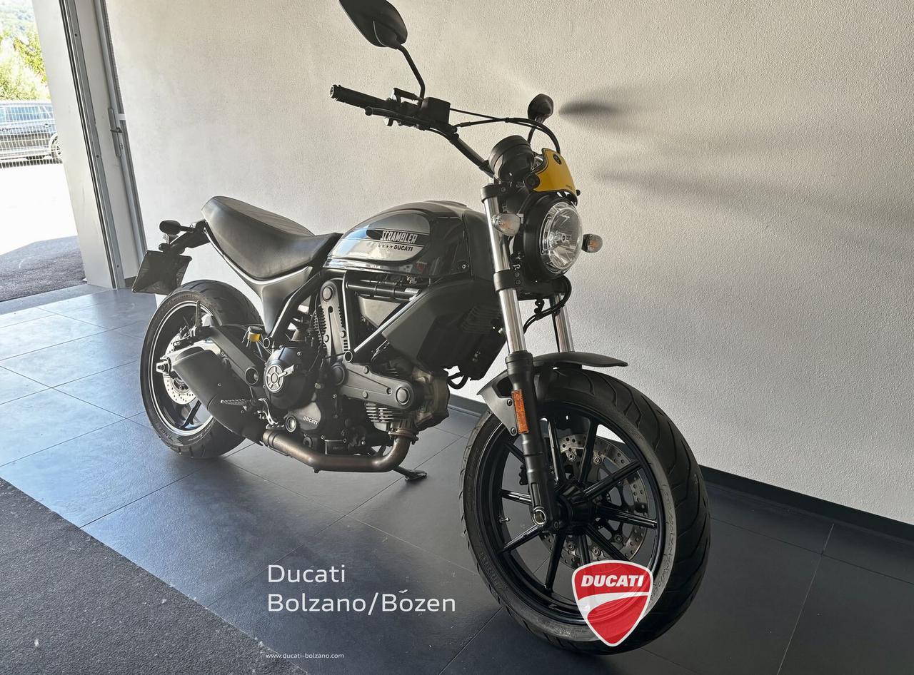 Ducati Scrambler 400 Sixty2