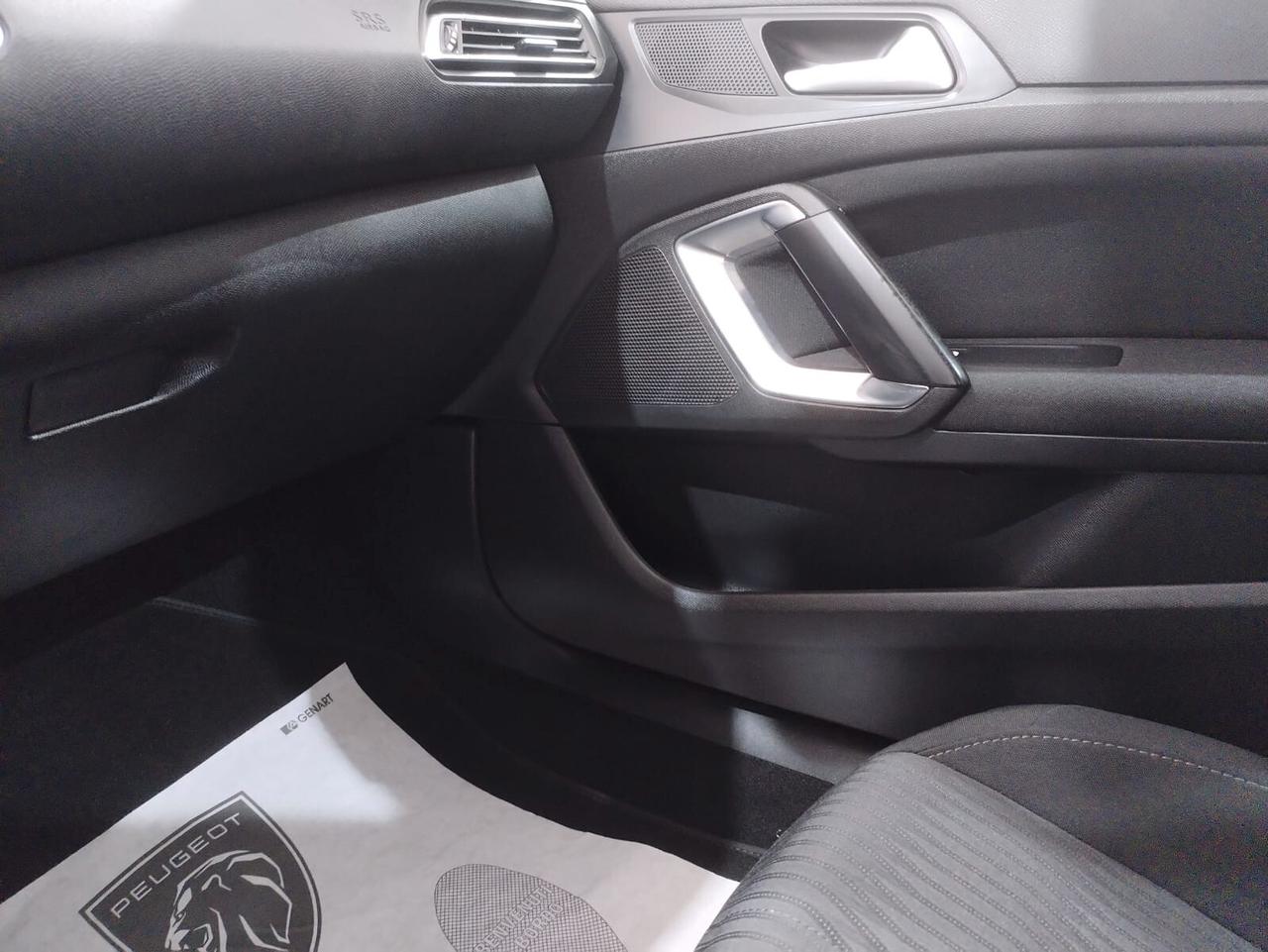 Peugeot 308 BlueHDi 100 S&S Active