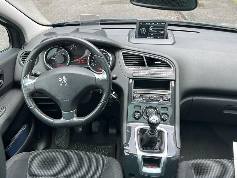 Peugeot 5008 5008 1.6 HDi 115CV Allure