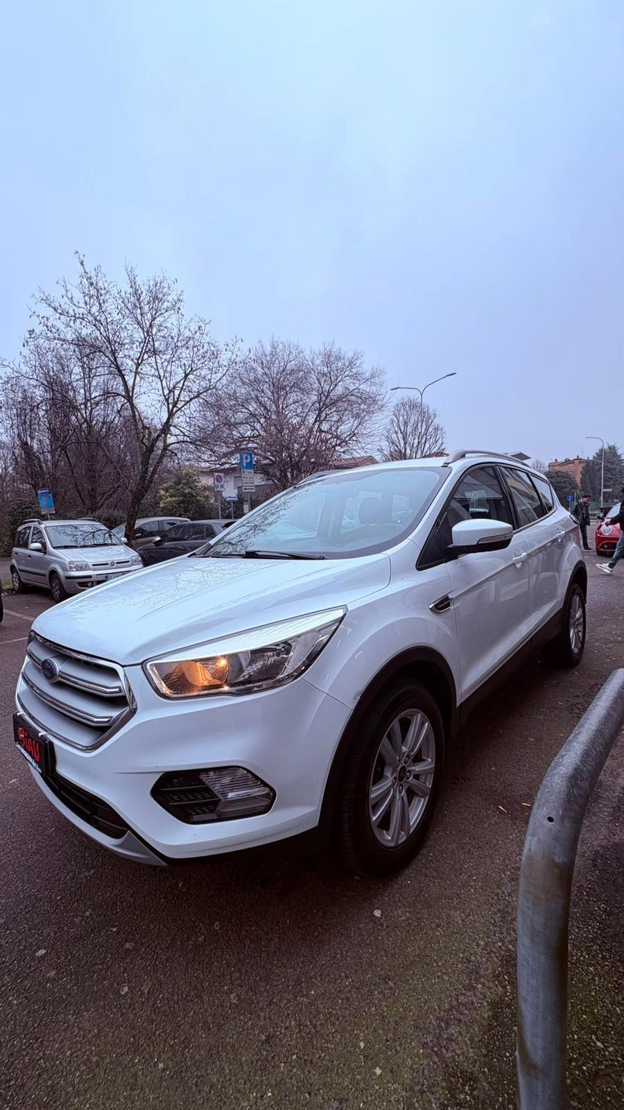 Ford Kuga 1.5 TDCI 120 CV S&S 2WD Plus