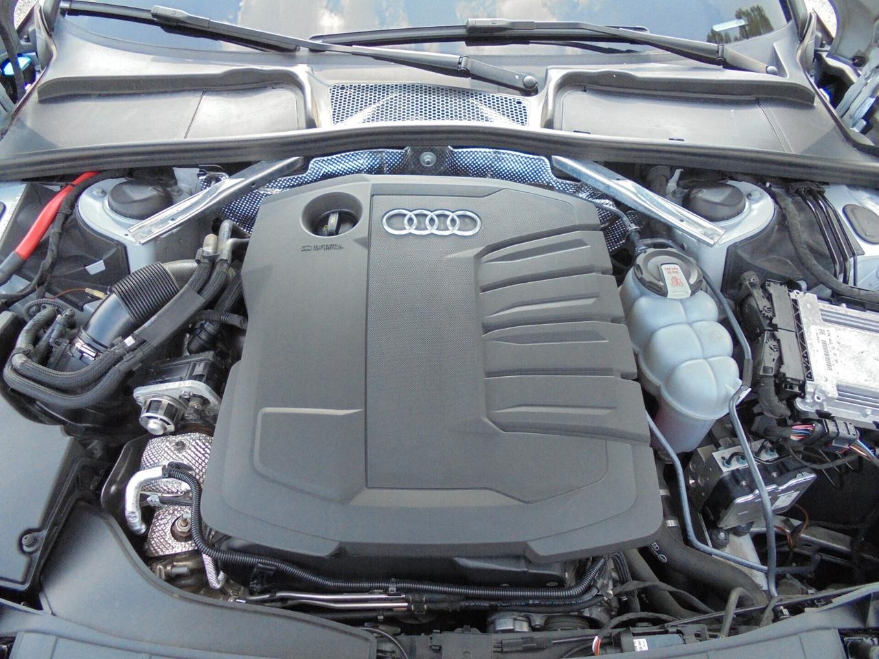 Audi A4 Avant 40 TDI S tronic Business