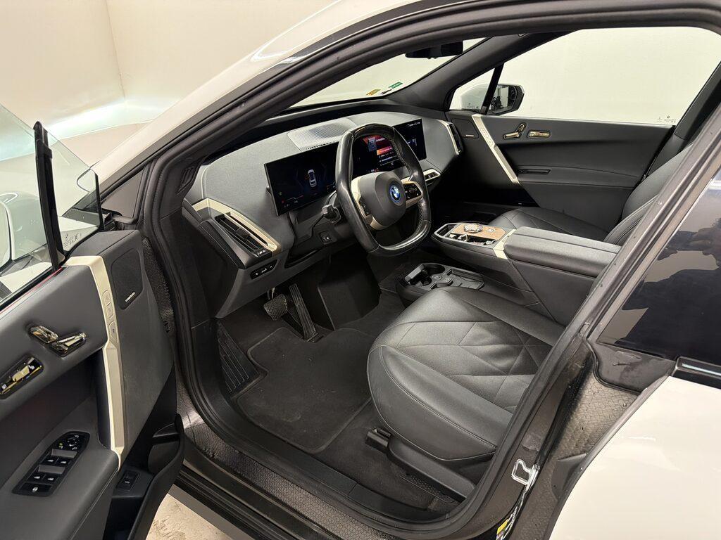 BMW iX 40 xDrive