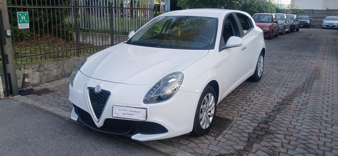 Alfa Romeo Giulietta 1.6 JTDm 120 CV neopatentati