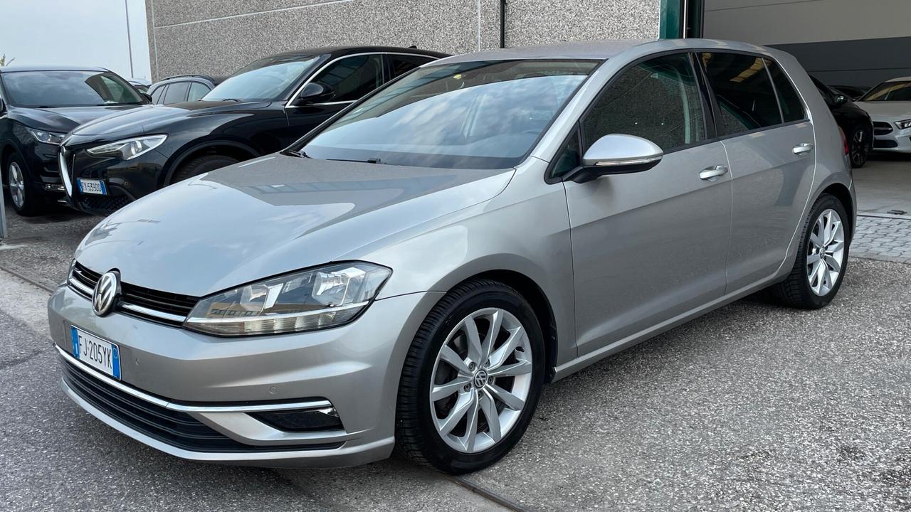 VOLKSWAGEN GOLF 1.6 TDI EXECUTIVE BLUEMOTION TECHNOLOGY 116CV - VIRTUAL COCKPIT, CARPLAY, NEOPATENTATI