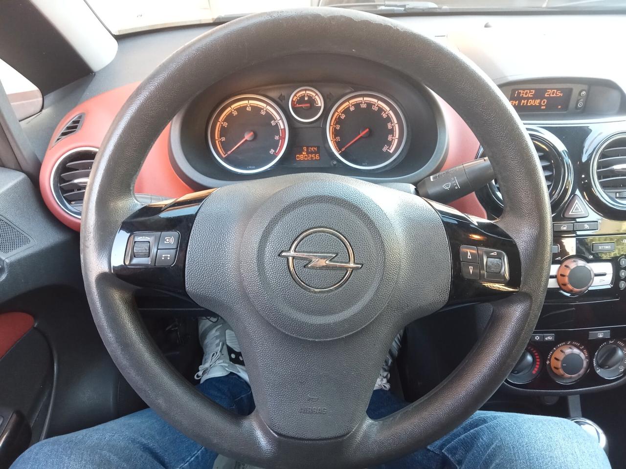 Opel Corsa 1.2 5 porte Club 2010