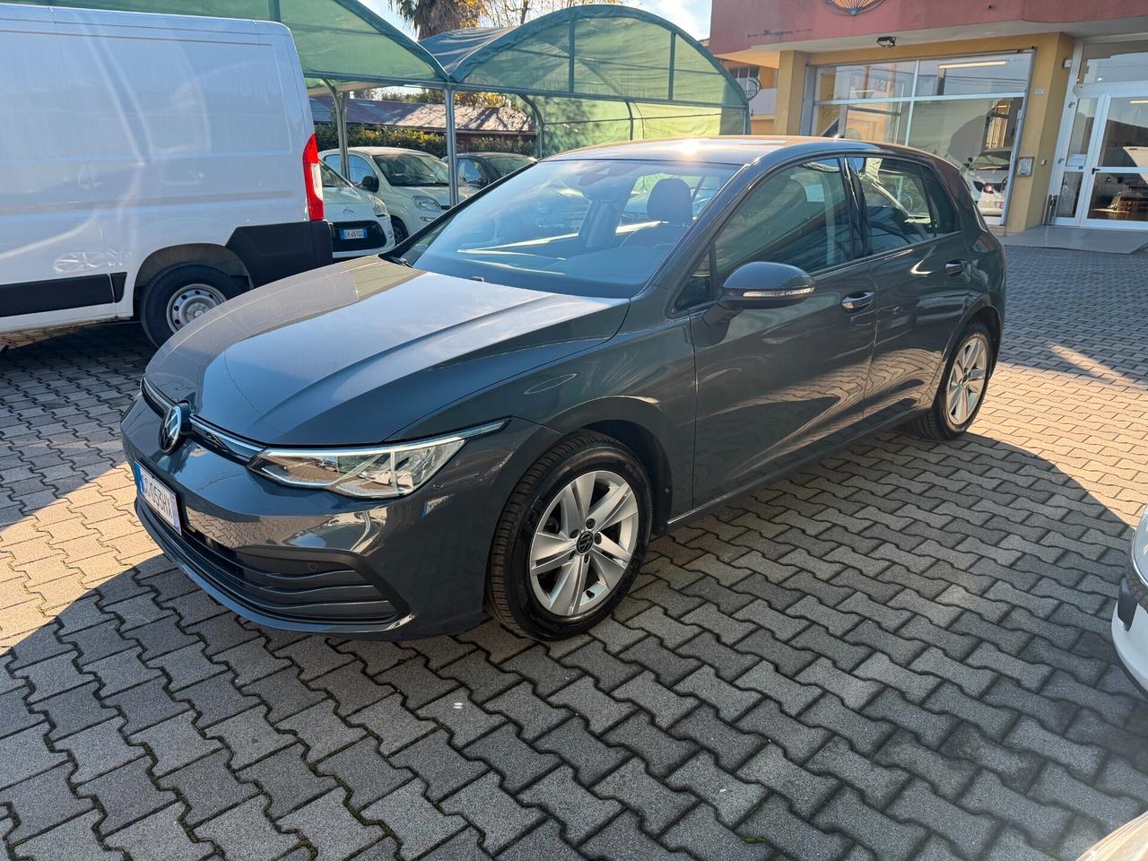 Volkswagen Golf 1.0 eTSI EVO DSG Life