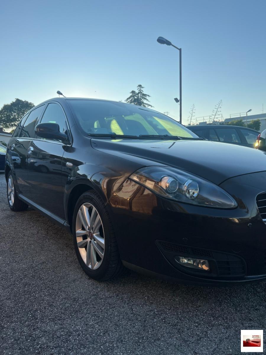 FIAT - Croma - 1.9 Multijet 16V aut. Must