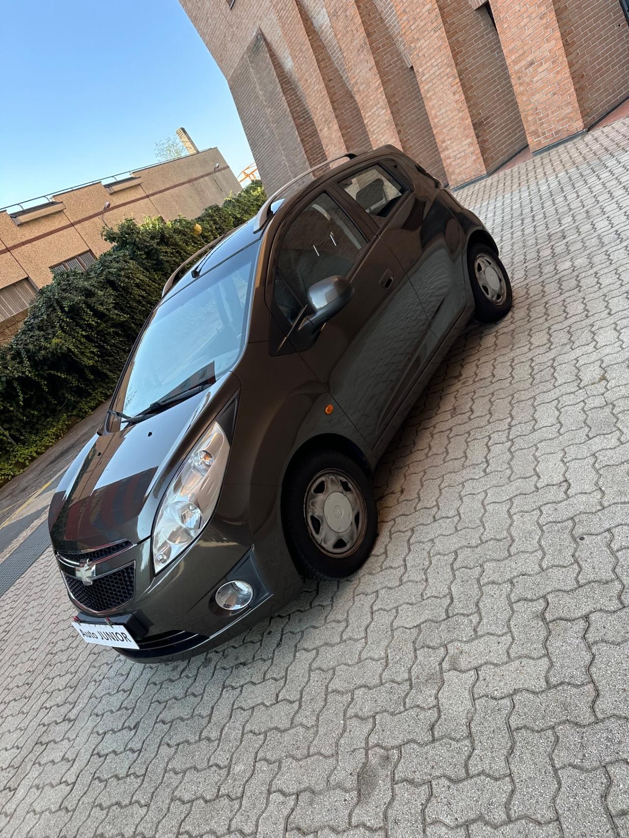 Chevrolet Spark 1.0 GPL Eco Logic Pink Lady Special Edition