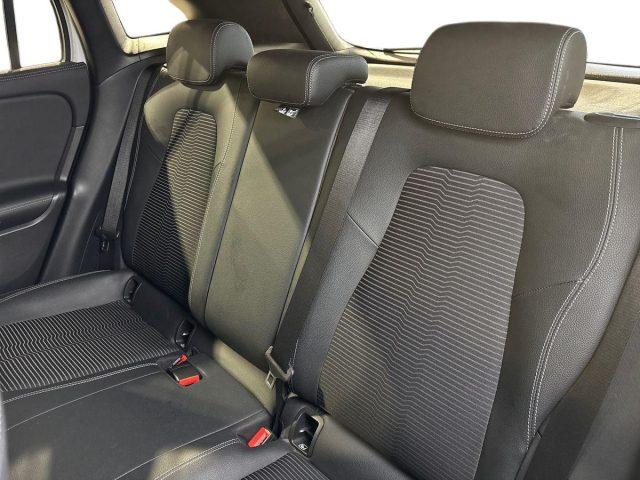 MERCEDES-BENZ GLA 200 d Automatic Sport Plus