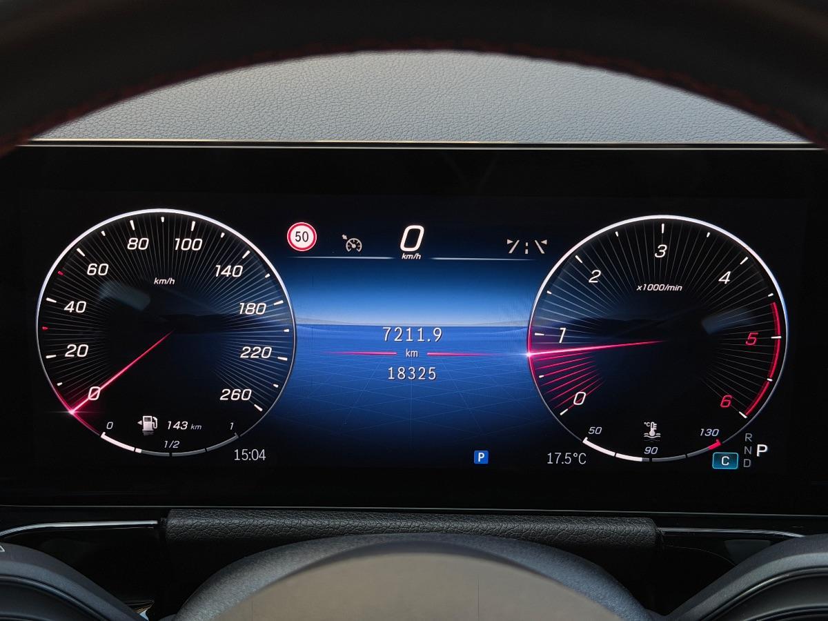 New Mercedes GLA 200d Premium AMG Night Edition 150CV